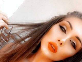 Erotični video klepet MiraBOMB