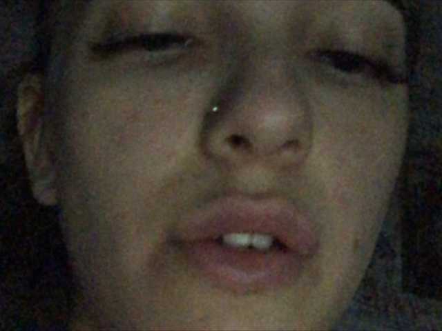 Oddajajo posnetke zaslona miranaa