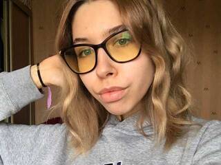 Erotični video klepet MiraNero