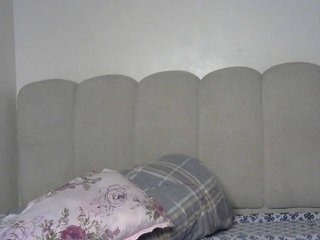 Erotični video klepet miss-caramel