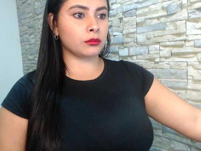 Oddajajo posnetke zaslona miss-daniela