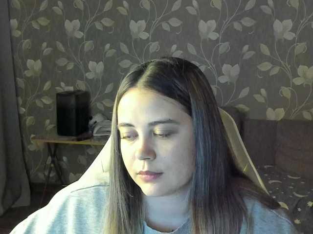 Oddajajo posnetke zaslona MissAlina