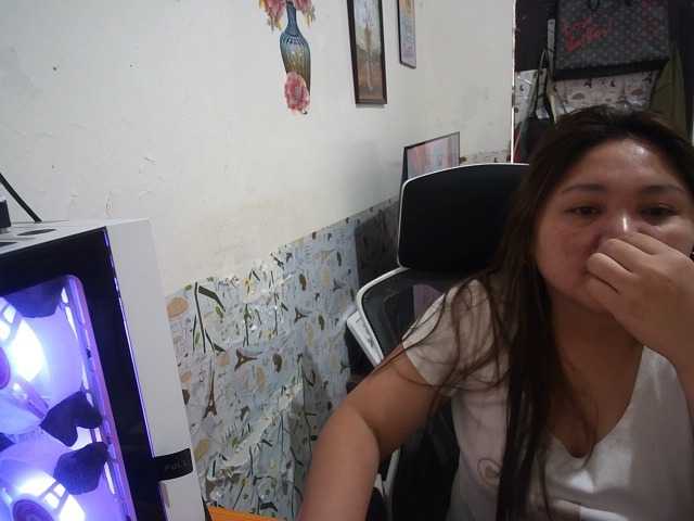 Oddajajo posnetke zaslona MissGrace