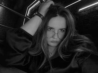 Erotični video klepet MissIriss1