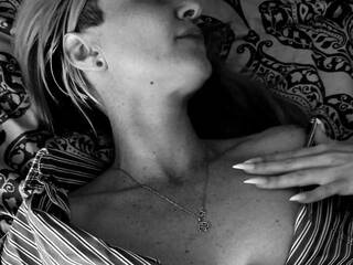 Erotični video klepet MissLizel