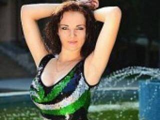 Erotični video klepet MissNelly