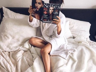 Erotični video klepet MissOwen