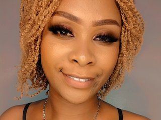 Erotični video klepet SnackQueen