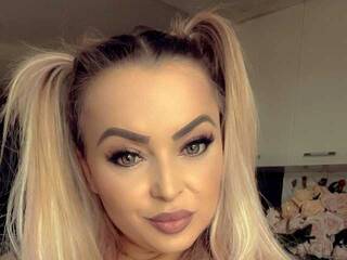 Erotični video klepet MissRebekaa