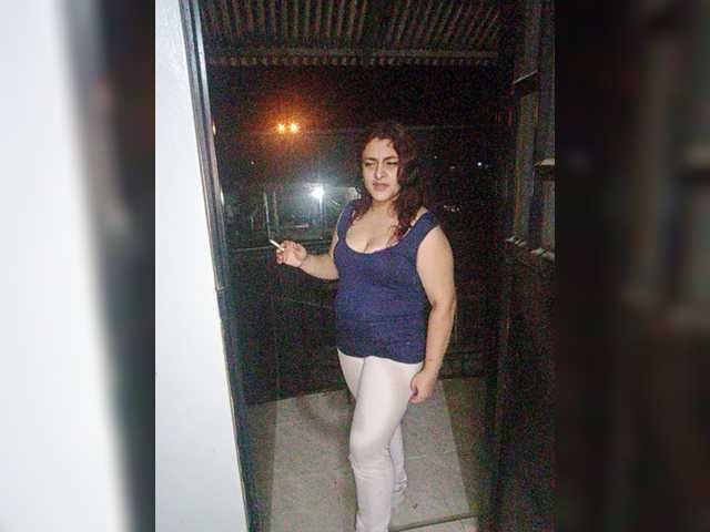 Oddajajo posnetke zaslona ViolettaMorningstar