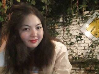 Erotični video klepet Mitsukko