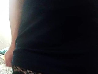 Erotični video klepet KonFeetaa