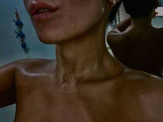 Erotični video klepet MODELMALI