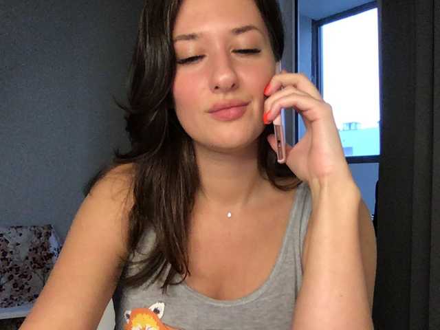 Oddajajo posnetke zaslona molly4you