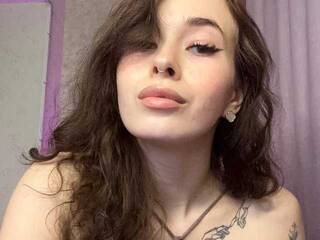 Erotični video klepet MollyMyles