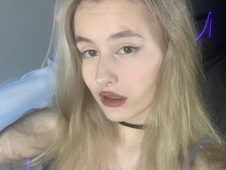 Erotični video klepet MollyToads
