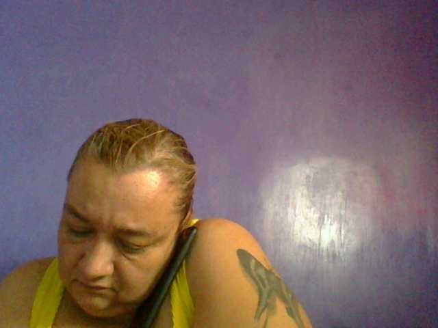 Oddajajo posnetke zaslona monalindagold