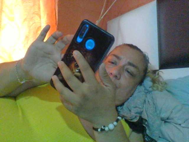 Oddajajo posnetke zaslona monalindagold