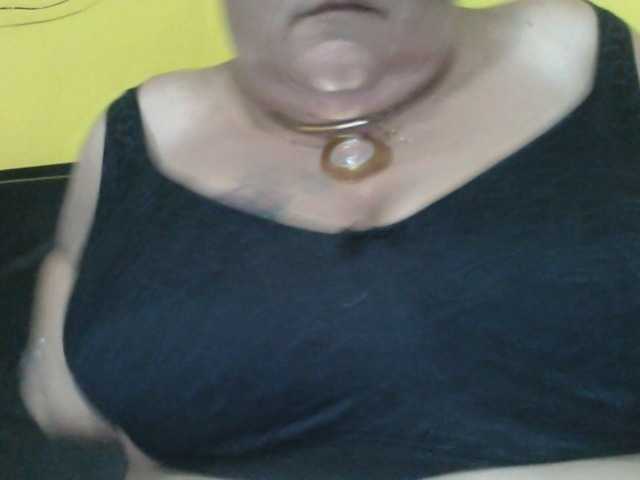 Oddajajo posnetke zaslona monalindagold