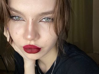 Erotični video klepet Monasteela