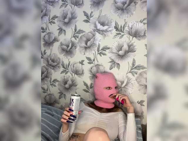 Oddajajo posnetke zaslona Moneto4ka
