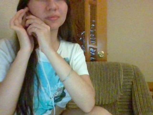 Oddajajo posnetke zaslona Monic-7