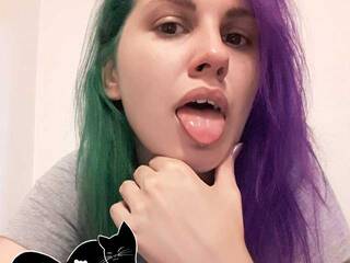 Erotični video klepet MonikaGrays