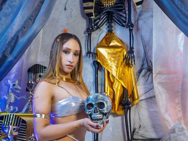 Fotografija profila MONIKFOXCR