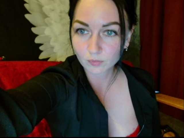 Oddajajo posnetke zaslona Mistress_Zoe1