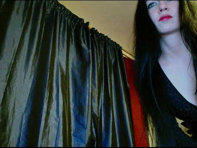 Oddajajo posnetke zaslona Mistress_Zoe1