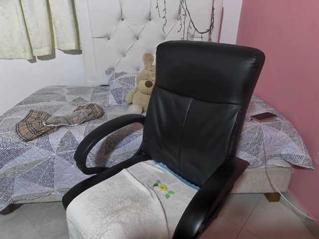 Oddajajo posnetke zaslona Monzerratt