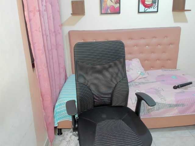 Oddajajo posnetke zaslona More-hot