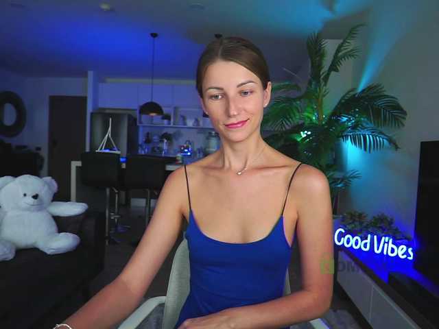 Oddajajo posnetke zaslona Anna_Shine