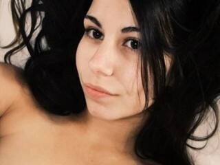 Erotični video klepet msultraviolet