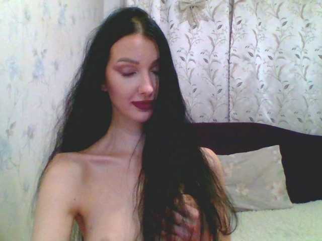 Oddajajo posnetke zaslona __-____