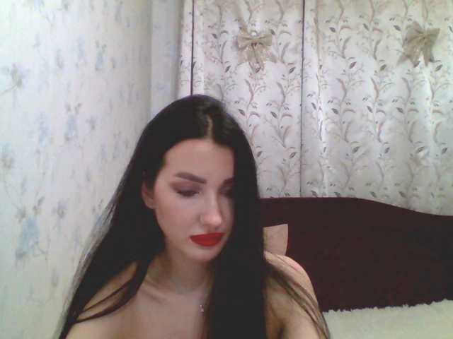 Oddajajo posnetke zaslona __-____