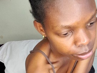 Erotični video klepet MysticCharm