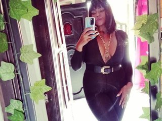 Erotični video klepet Nahomy-07