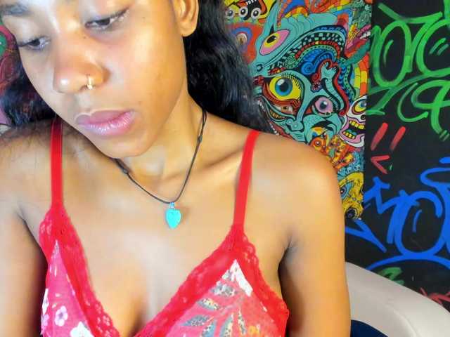 Oddajajo posnetke zaslona NalaJordan08