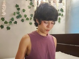 Erotični video klepet Nami-C