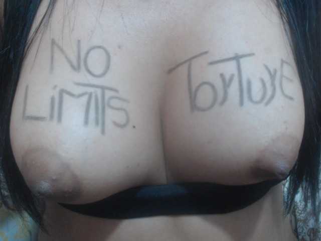 Fotografije Nantix1 #squirt #cum #torture #deep Throat #double penetration #smoking #fetish #latina