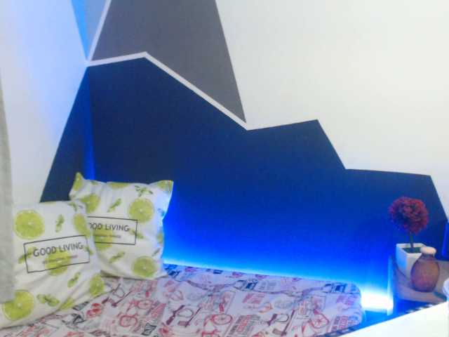 Oddajajo posnetke zaslona naomi20