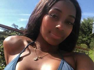 Erotični video klepet NAOMMII-1