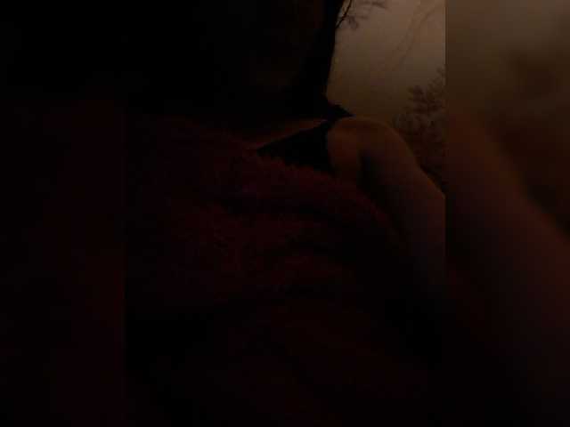 Oddajajo posnetke zaslona Naria