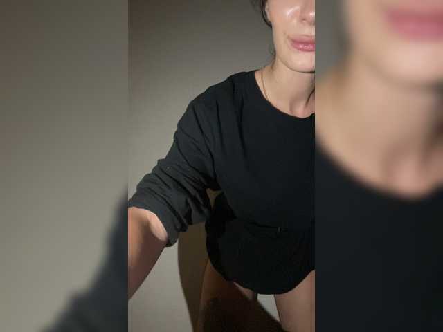 Oddajajo posnetke zaslona NastyaMeow1