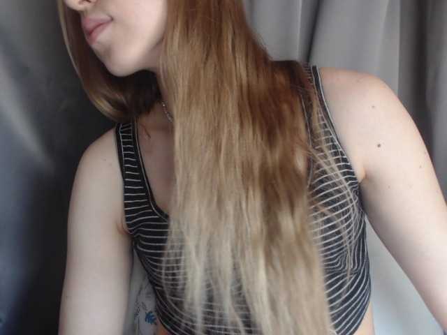 Oddajajo posnetke zaslona NastyaRosalyn