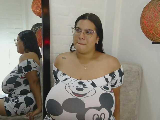 Oddajajo posnetke zaslona nathalia-correa