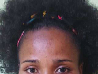 Erotični video klepet Nathianah