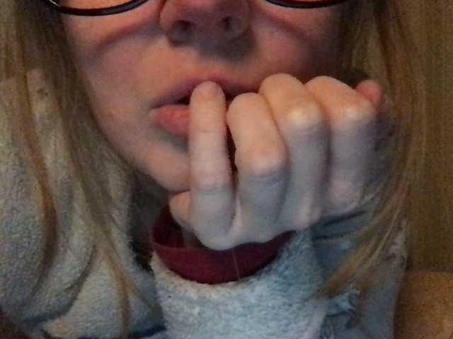 Oddajajo posnetke zaslona naturalblonde