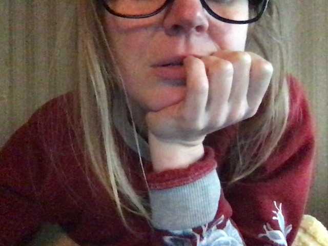 Oddajajo posnetke zaslona naturalblonde